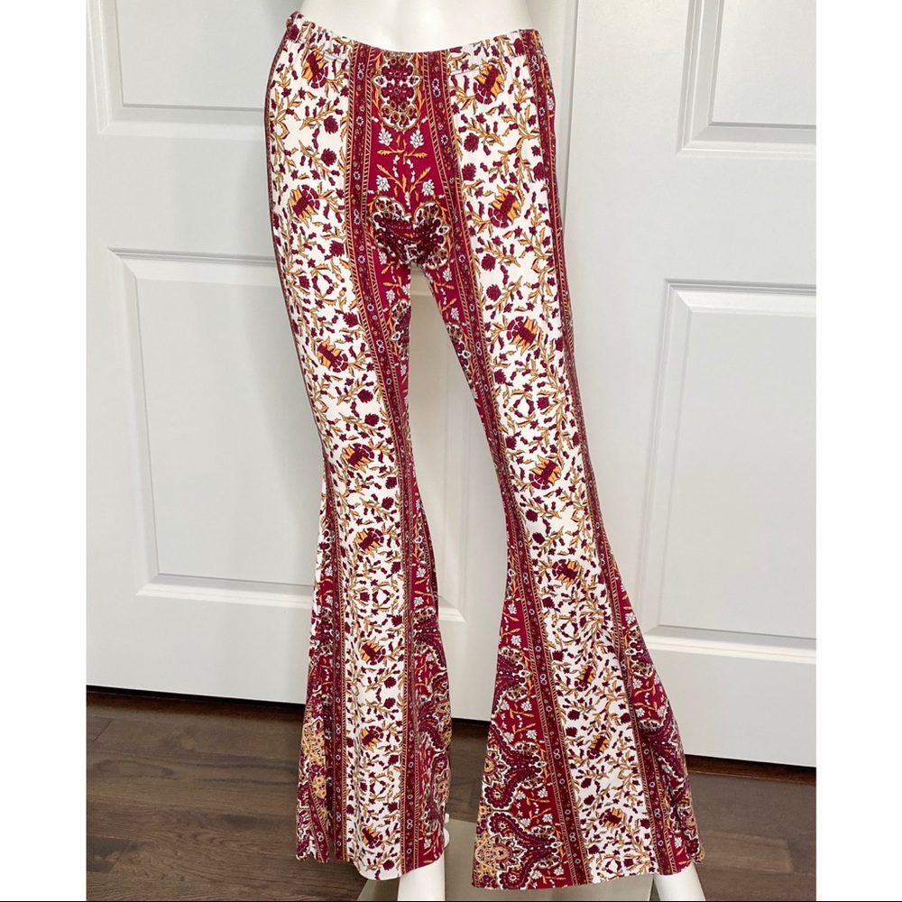 Lulu’s Paisley Flare Pants *NEVER WORN*